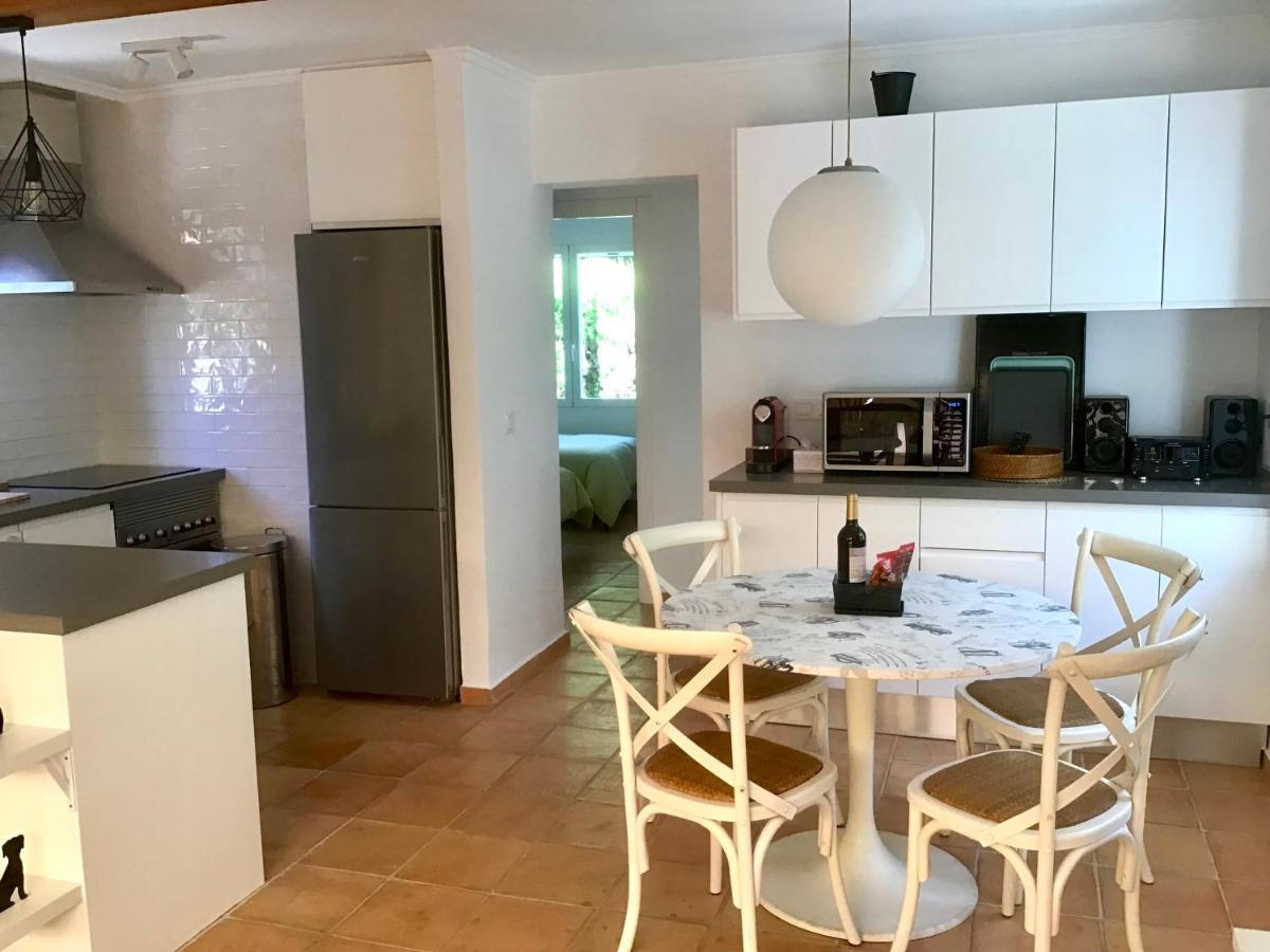 Con Piscina, 2 Terrazas Privadas, Wifi, Bbq Hébergement de vacances
